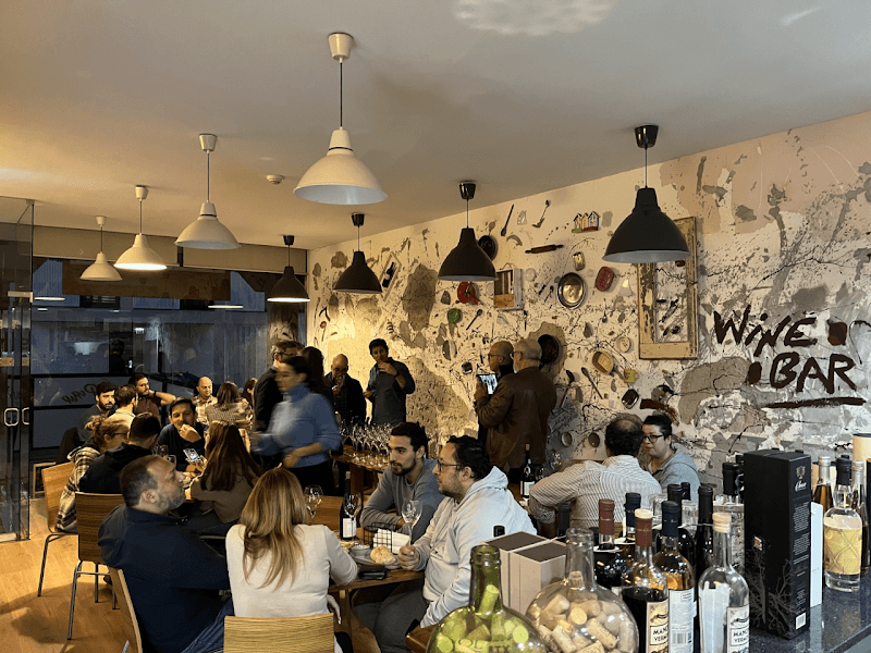 Ricardo's Wine Bar