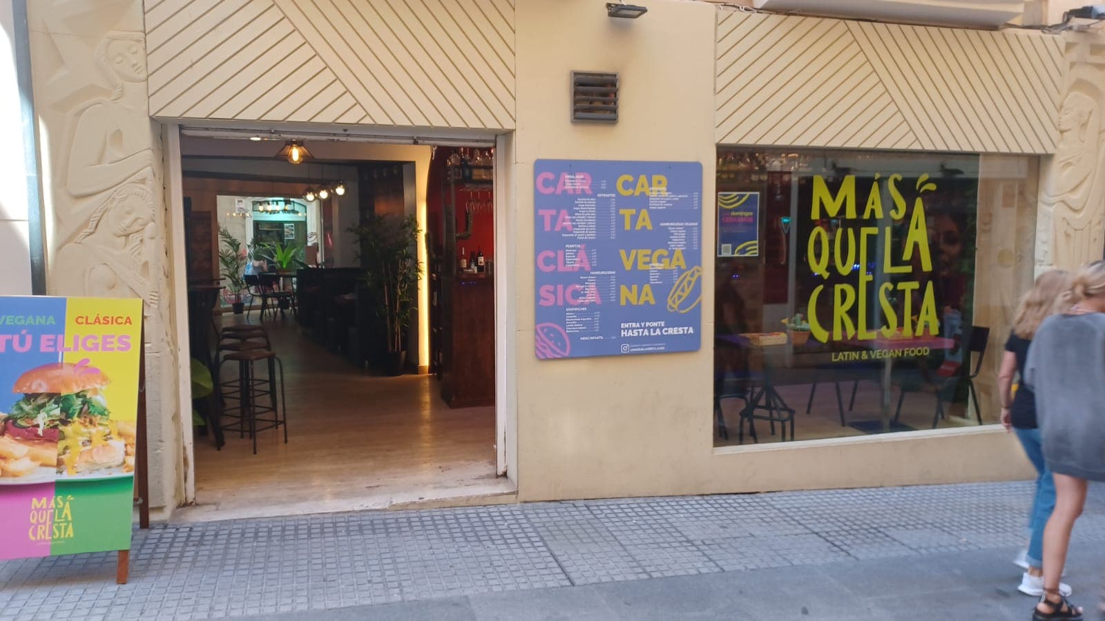 Más que la Cresta