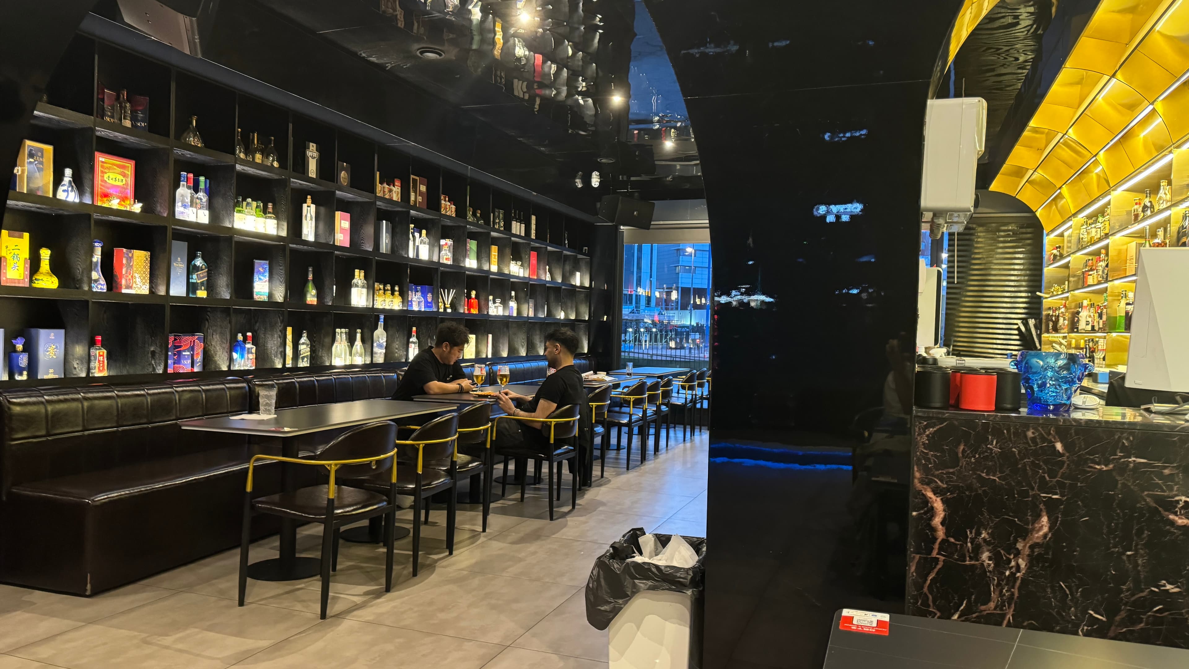 Phoenix Live Music Restaurant & Bar