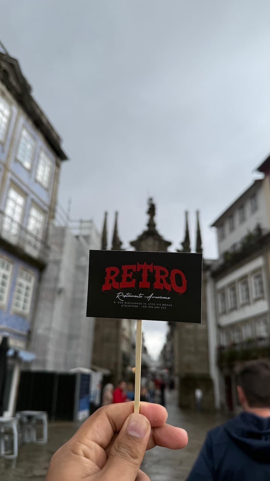 RETRO - Restaurante Americano - Best Burgers in Braga