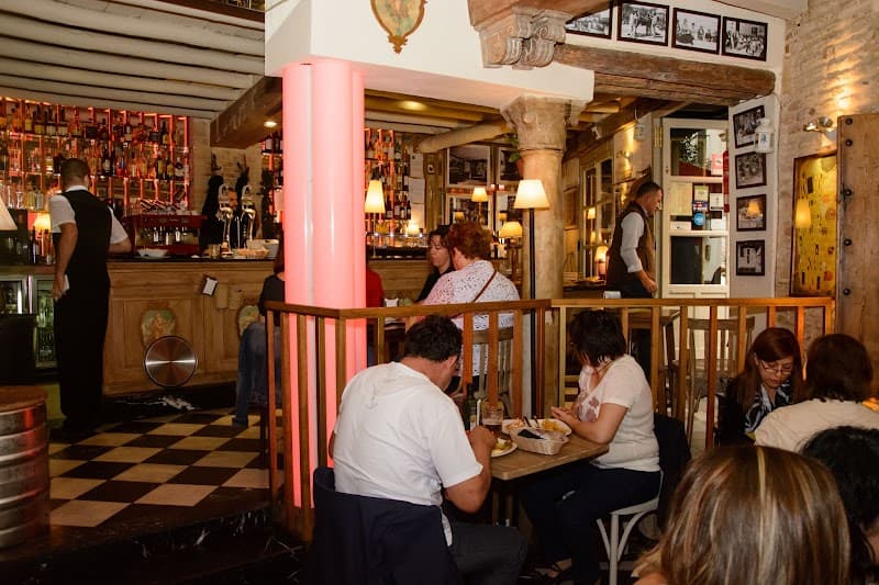 Antigüedades Bar de Tapas